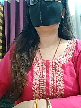 Snapshot of Aishwaryaa_69 chatting on 20, 7, 2026 Aishwaryaa 69 online show from 20, 7, 2026
