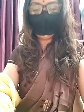 Snapshot of Aishwaryaa_69 chatting on 21, 12, 2025 Aishwaryaa 69 online show from 21, 12, 2025