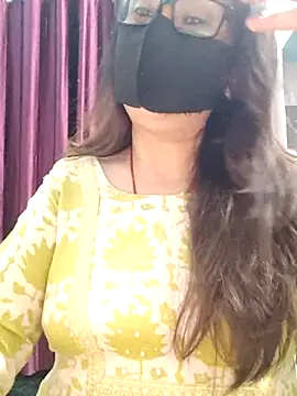 Snapshot of Aishwaryaa_69 chatting on 10, 2, 2026 Aishwaryaa 69 online show from 10, 2, 2026