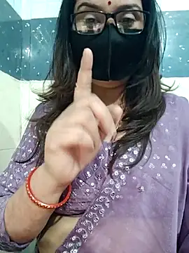 Snapshot of Aishwaryaa_69 chatting on 3, 2, 2026 Aishwaryaa 69 online show from 3, 2, 2026