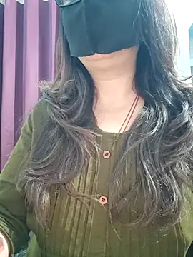 Aishwaryaa 69 online show from 9, 4, 2026