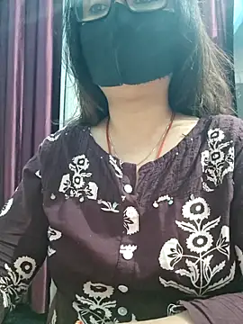 Snapshot of Aishwaryaa_69 chatting on 5, 12, 2025 Aishwaryaa 69 online show from 5, 12, 2025