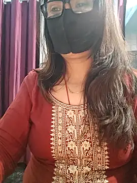 Snapshot of Aishwaryaa_69 chatting on 18, 12, 2025 Aishwaryaa 69 online show from 18, 12, 2025