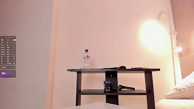 roxannegomez online show from 23, 9, 2025