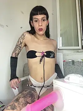 giuli zerozero online show from 21, 9, 2025