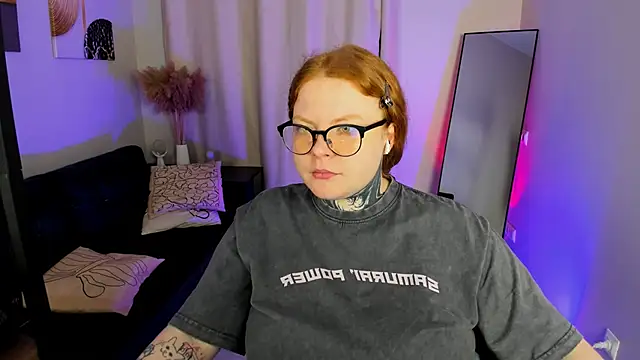 Cassie xKiss online show from 7, 3, 2026