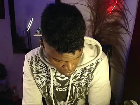 Snapshot of elnigga21 chatting on 22, 4, 2026 elnigga21 online show from 22, 4, 2026
