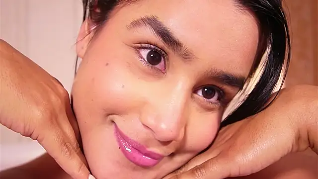 bonniekim  online show from 1, 10, 2025