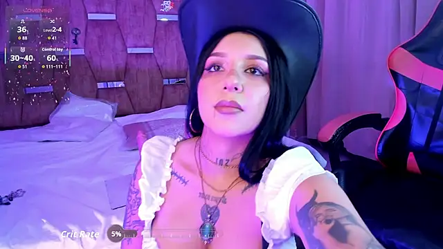 Leiaa  online show from 25, 10, 2025