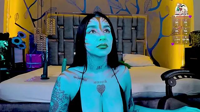 Leiaa  online show from 28, 12, 2024