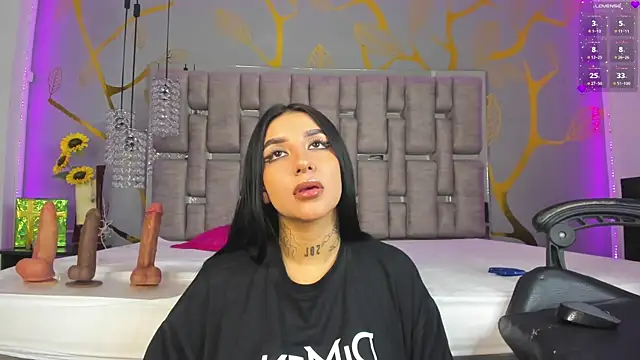 Leiaa  online show from 16, 1, 2025