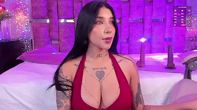 Leiaa  online show from 8, 11, 2025