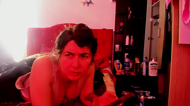 Sweet-Suck69 online show from 18, 11, 2025