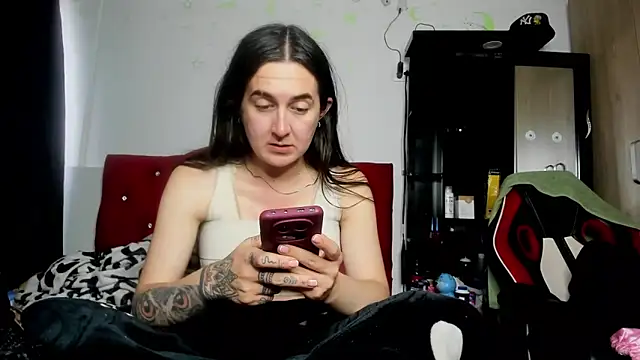 Sweet-Suck69 online show from 23, 9, 2025