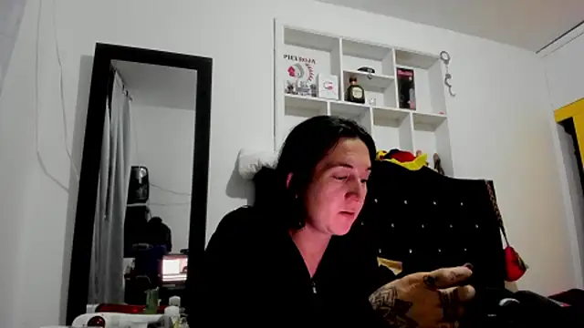 Sweet-Suck69 online show from 23, 2, 2026