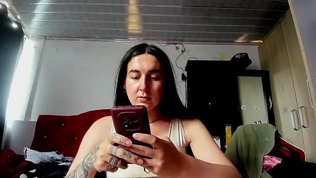 Sweet-Suck69 online show from 24, 9, 2025