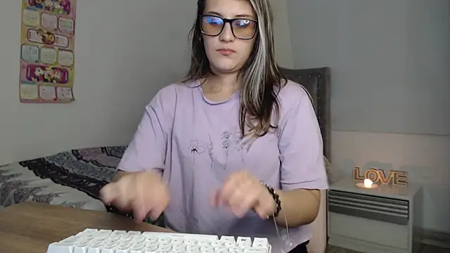 Giia paiige18 online show from 21, 3, 2025