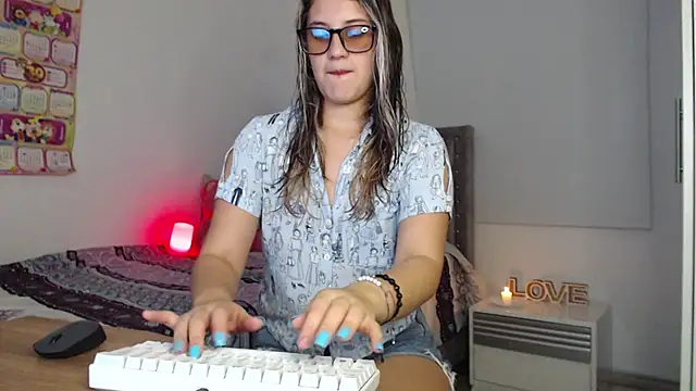 Giia paiige18 online show from 20, 3, 2025