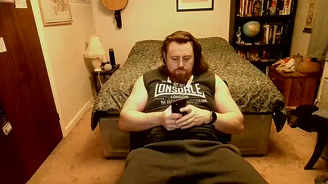 Hairy Guy30 online show from 20, 2, 2025