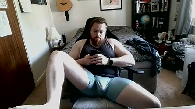 Snapshot of Hairy_Guy30 chatting on 7, 7, 2026 Hairy Guy30 online show from 7, 7, 2026