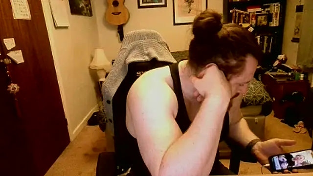 Hairy Guy30 online show from 13, 3, 2026