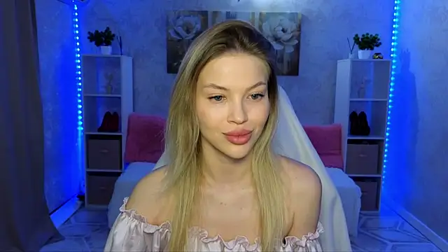 EmmyMills online show from 19, 2, 2026