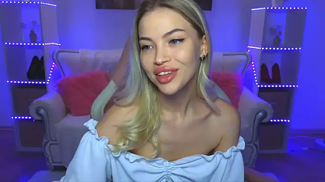 EmmyMills online show from 14, 9, 2025