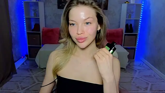 EmmyMills online show from 4, 4, 2026