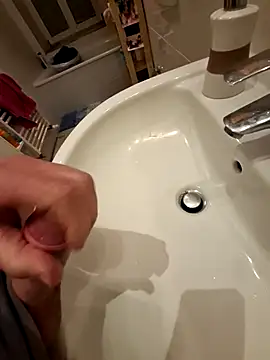 Marc 2024 online show from 3, 12, 2025