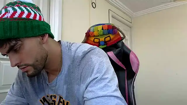 Snapshot of Jackyrose chatting on 19, 12, 2025 Jackyrose online show from 19, 12, 2025