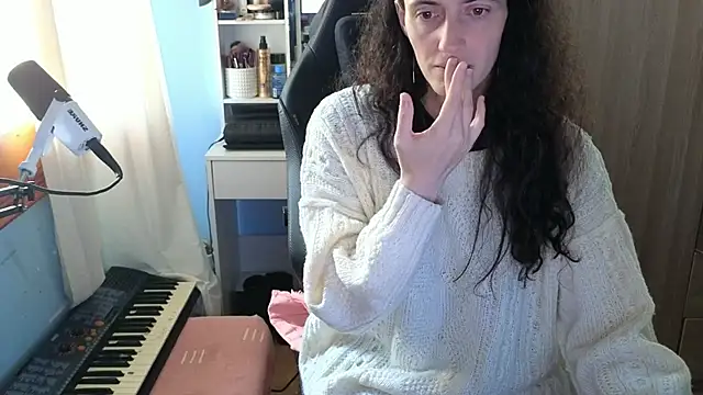 MemiKouki online show from 12, 3, 2026