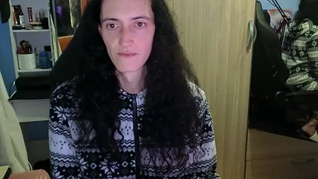 MemiKouki online show from 14, 4, 2026