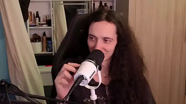 Snapshot of MemiKouki chatting on 12, 2, 2026 MemiKouki online show from 12, 2, 2026