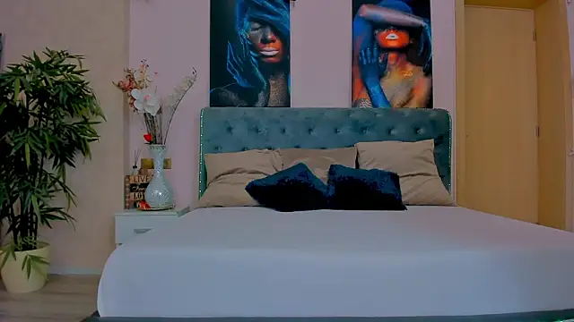 MichelleReys online show from 12, 9, 2025