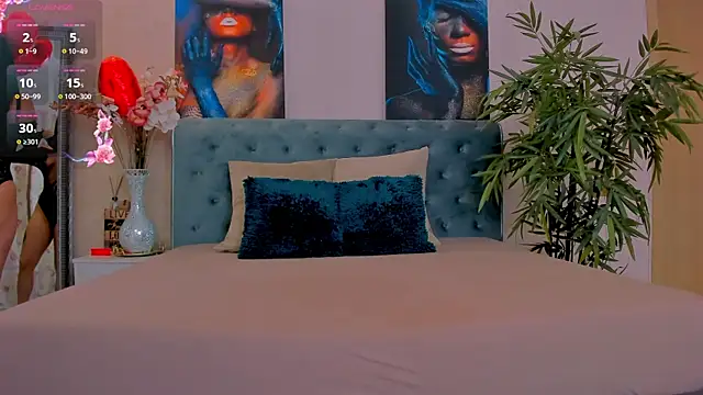 MichelleReys online show from 18, 3, 2025