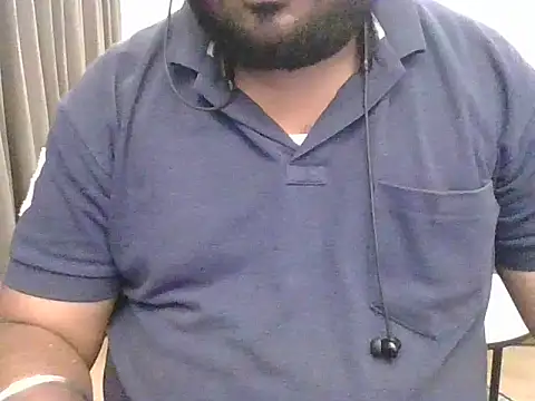 Hunk-Hand6 online show from 28, 9, 2025