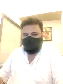 Hunk-Hand6 online show from 19, 12, 2025