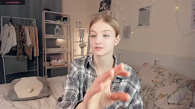 YuNabif online show from 1, 3, 2025