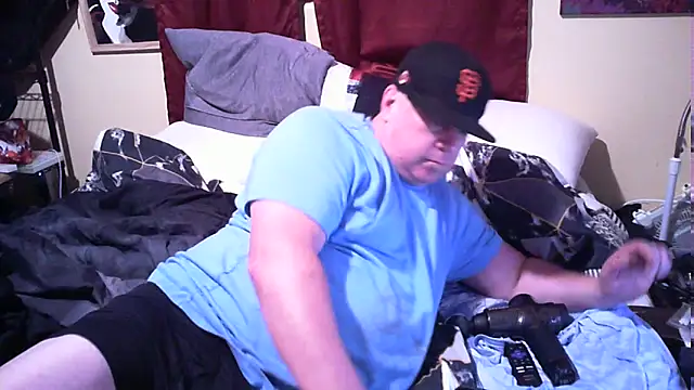 Mic Oxinner online show from 8, 10, 2025