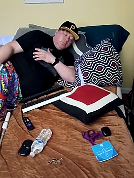 Snapshot of Mic_Oxinner chatting on 29, 4, 2026 Mic Oxinner online show from 29, 4, 2026