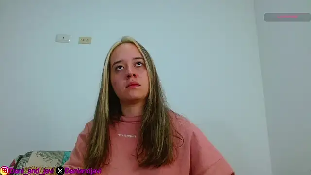 Snapshot of Dani_javi chatting on 18, 2, 2025 Dani javi online show from 18, 2, 2025