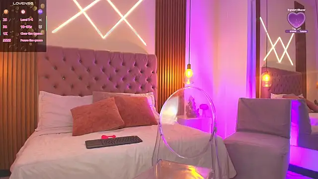 Sophia turneer online show from 17, 10, 2025