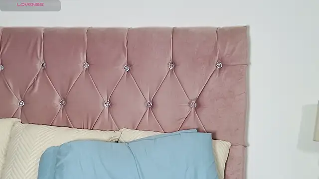 katrinaclarks online show from 28, 11, 2025