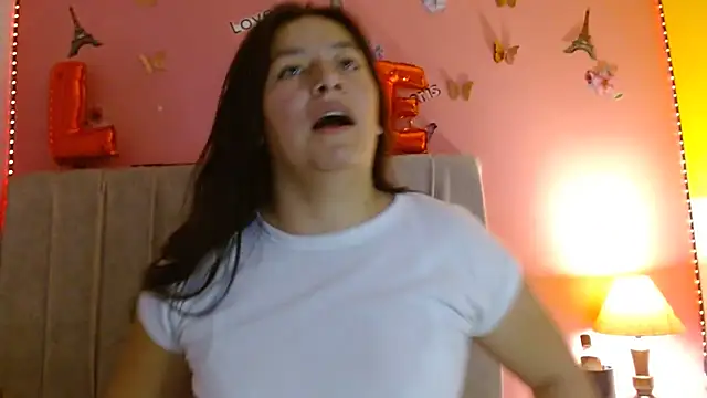 monickhot303av online show from 28, 2, 2025