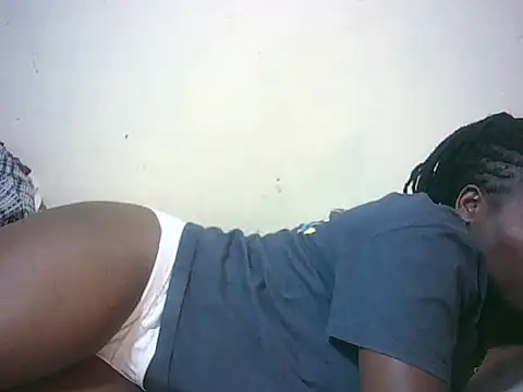 ebony valleria online show from 5, 11, 2025