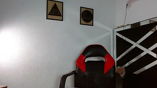 elizabeth mature23 online show from 4, 12, 2025