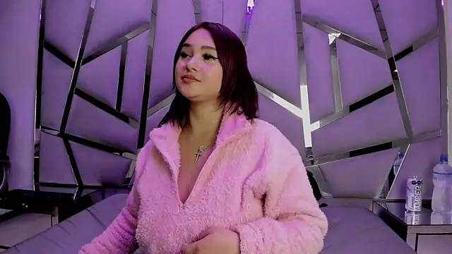 Catherinee69 x online show from 10, 4, 2026