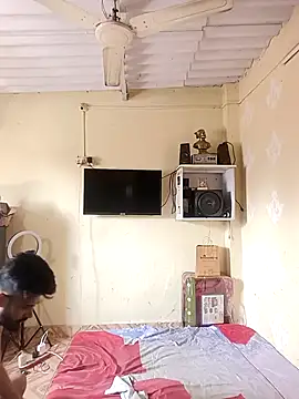 saggy1218 online show from 18, 4, 2026