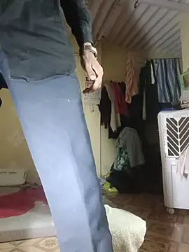 saggy1218 online show from 7, 1, 2026