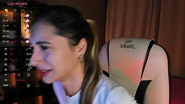 Snapshot of DarlaLike chatting on 26, 9, 2025 DarlaLike online show from 26, 9, 2025